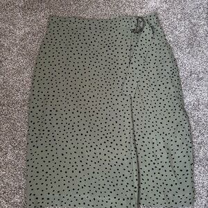 Ann Taylor Green Polka Dot Pencil Skirt